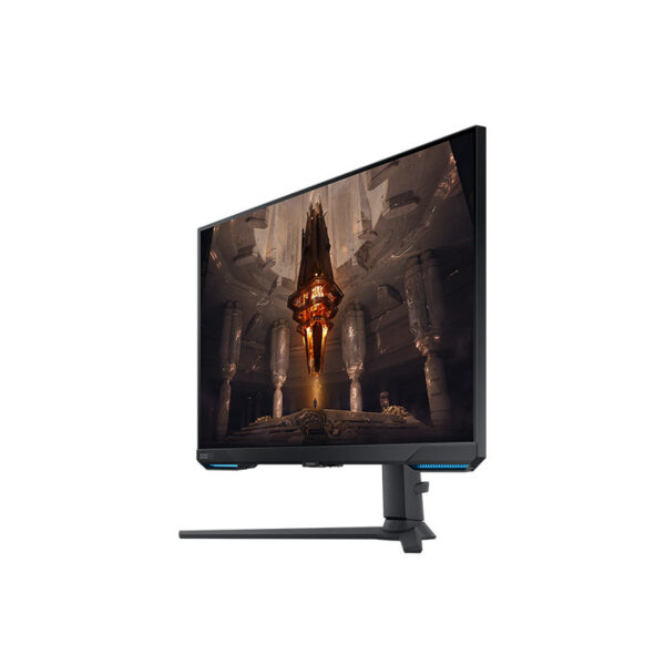 مانیتور گیمینگ هوشمند 32 اینچ سامسونگ مدل Odyssey G70B LS32BG702EM، رزولوشن 4K UHD، پنل IPS، نرخ بروزرسانی 144 هرتز، با نسبت تصویر 16:9، دارای اسپیکر داخلی، دارای پورت HDMI و DisplayPort